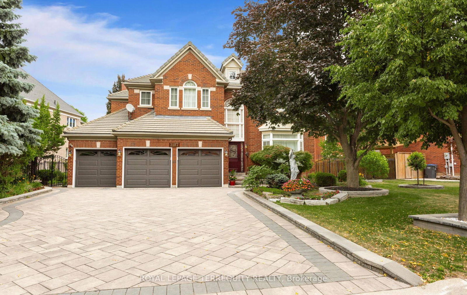 Detached House in Central Erin Mills