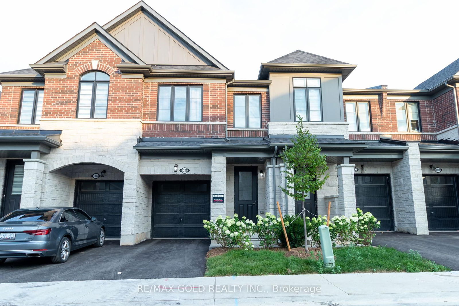 Townhouse, Condo in Tyandaga