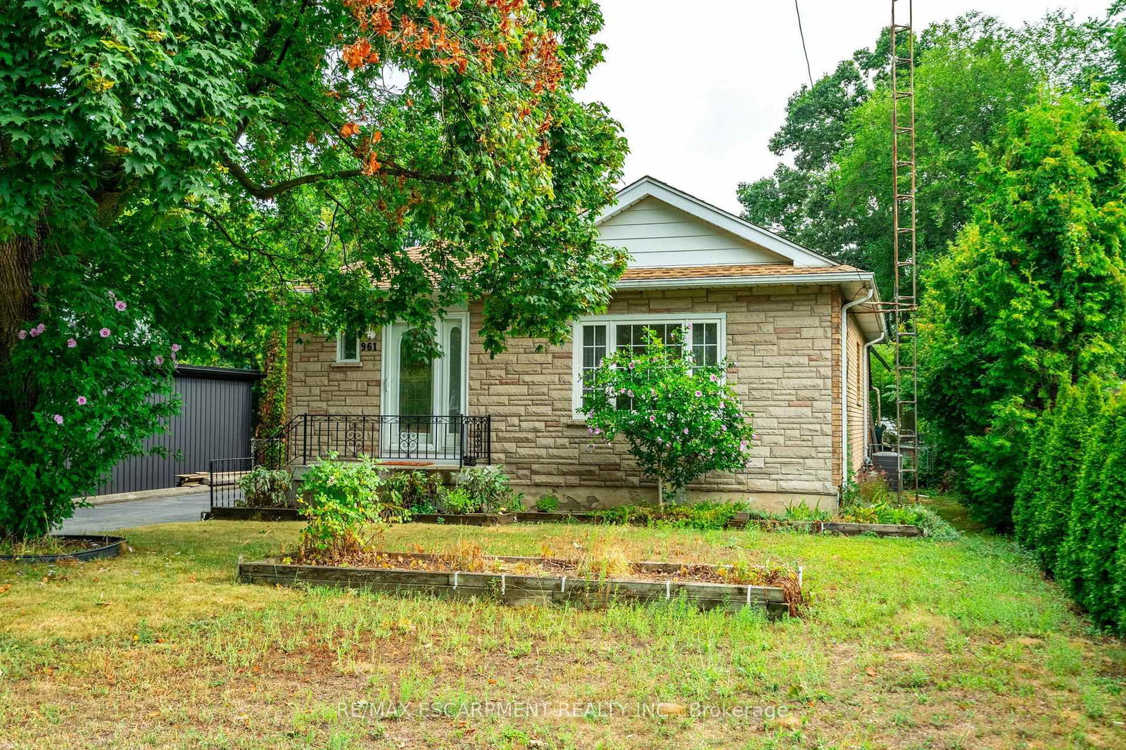 Detached House in Bayview
