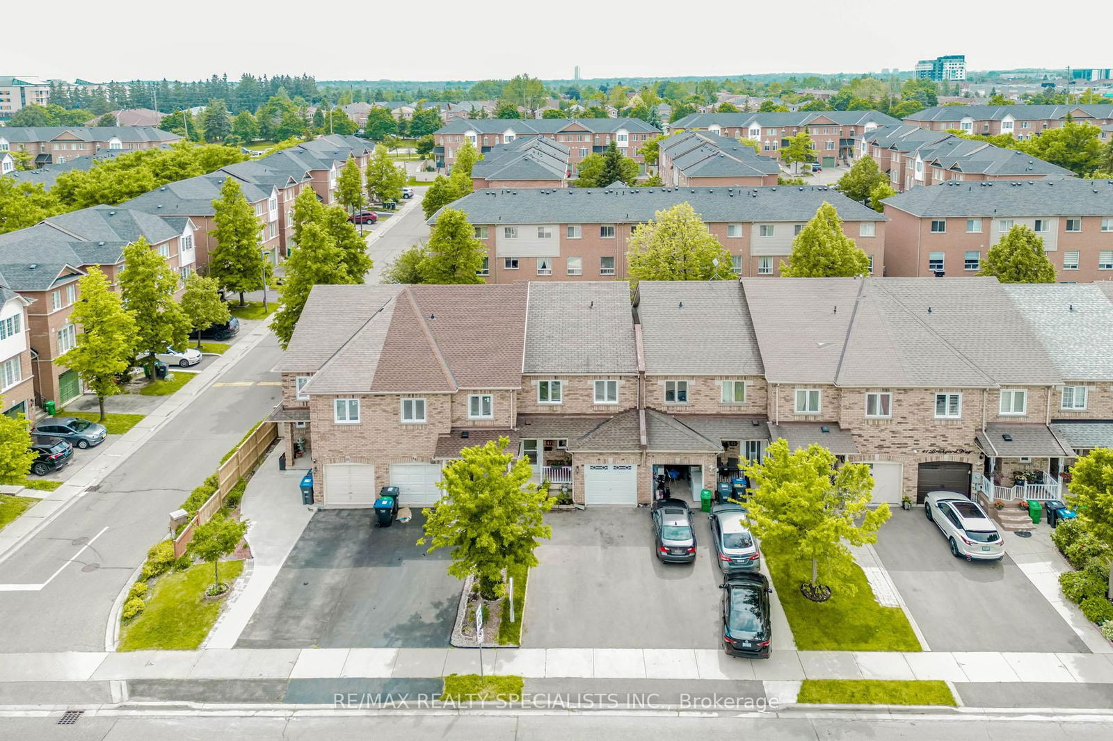 Townhouse in Brampton North