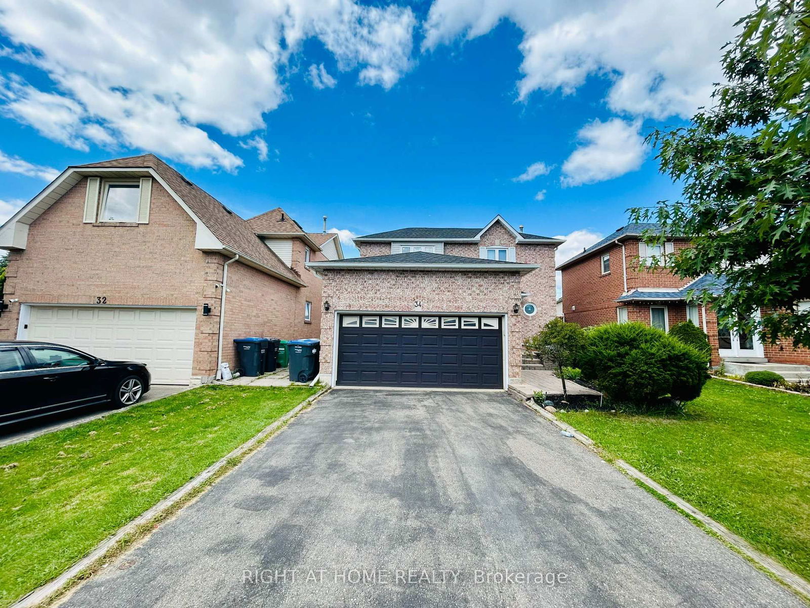 Detached House in Fletcher's West