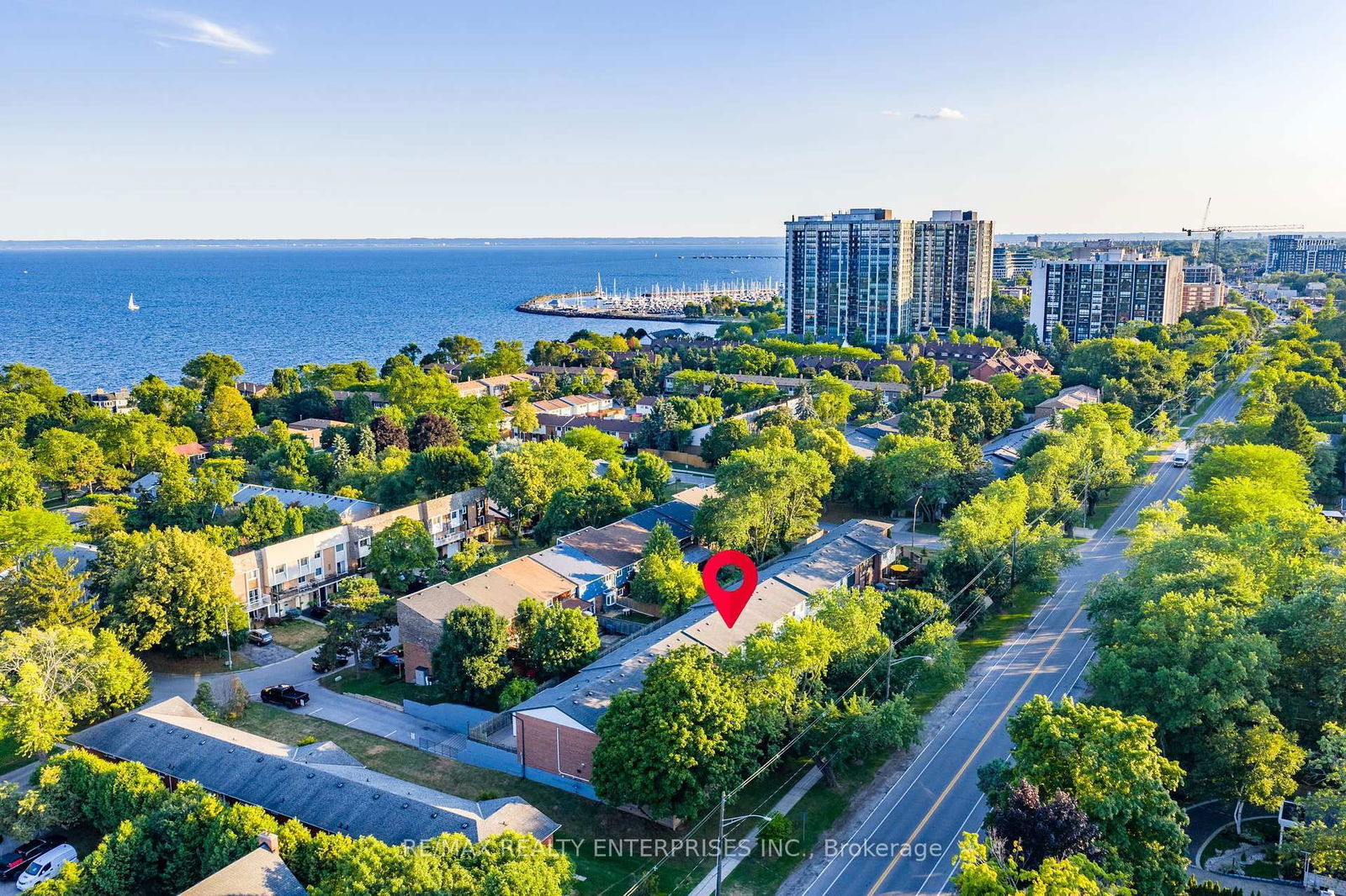 Townhouse, Condo in Bronte