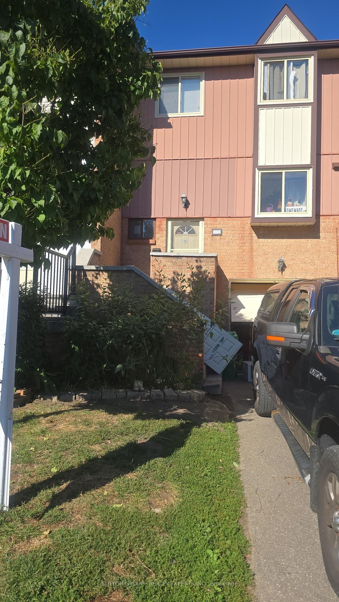 Townhouse, Condo in Brampton North