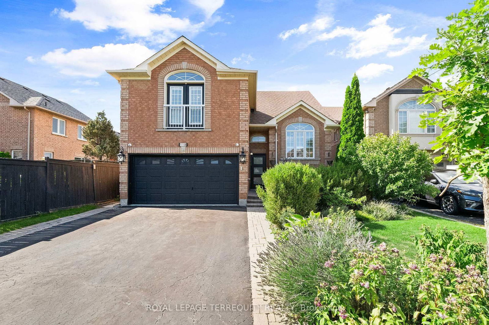 Detached House in Northwest Sandalwood Parkway