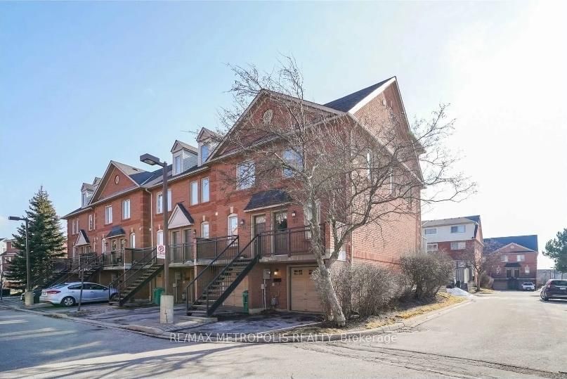 Townhouse, Condo in Lisgar