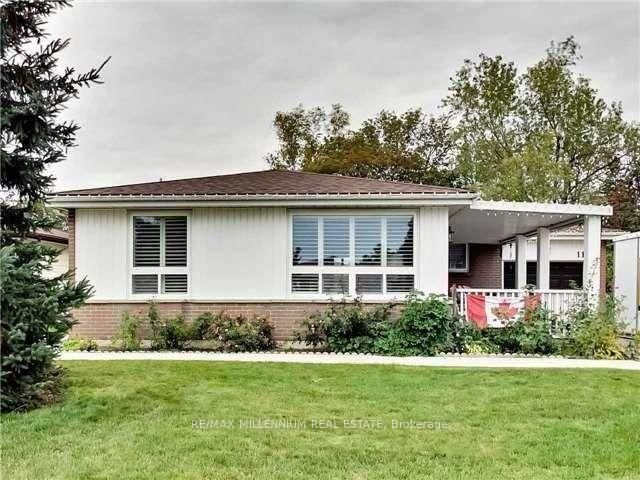 Detached House in Avondale