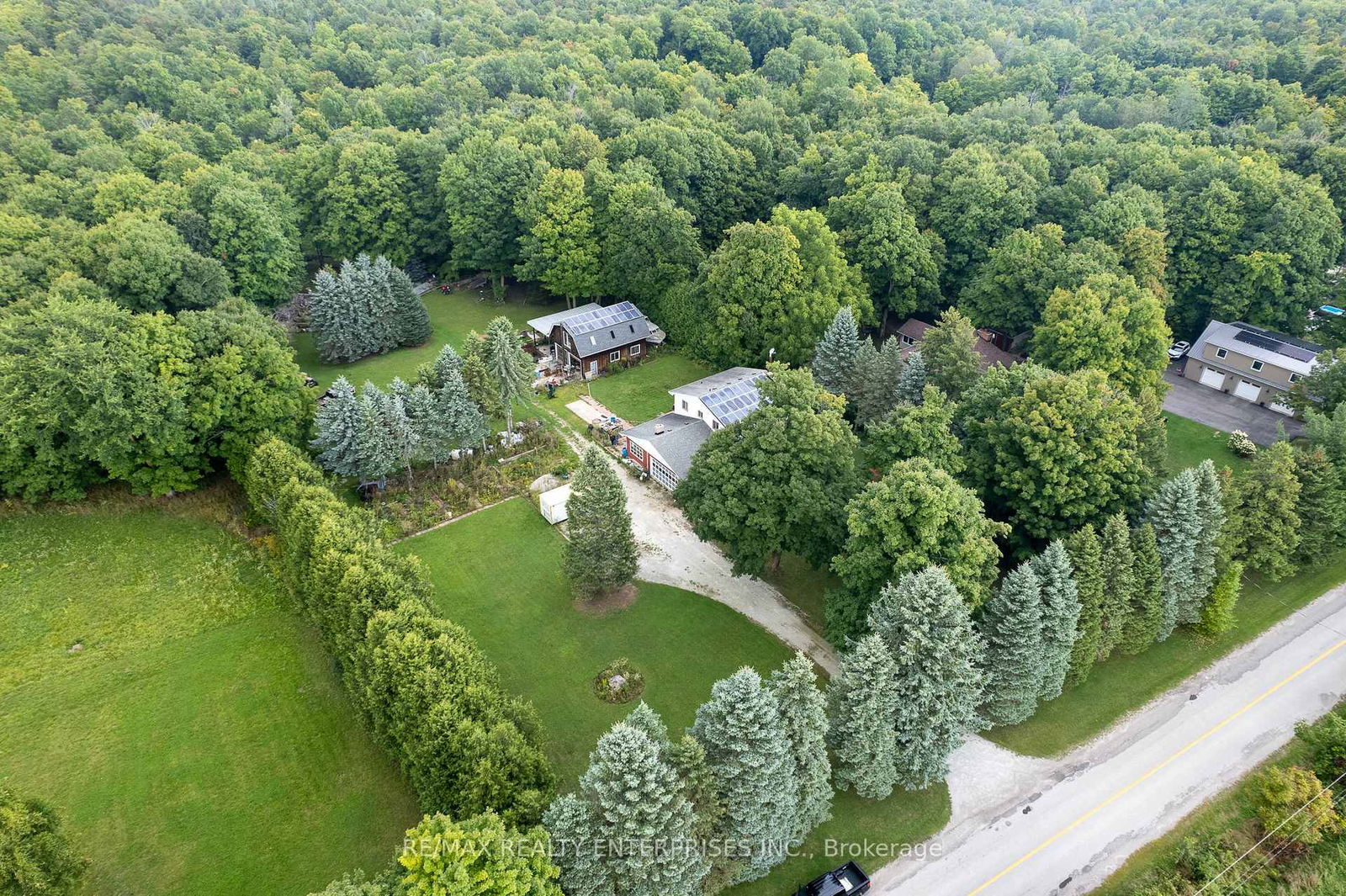Detached House in Rural Esquesing
