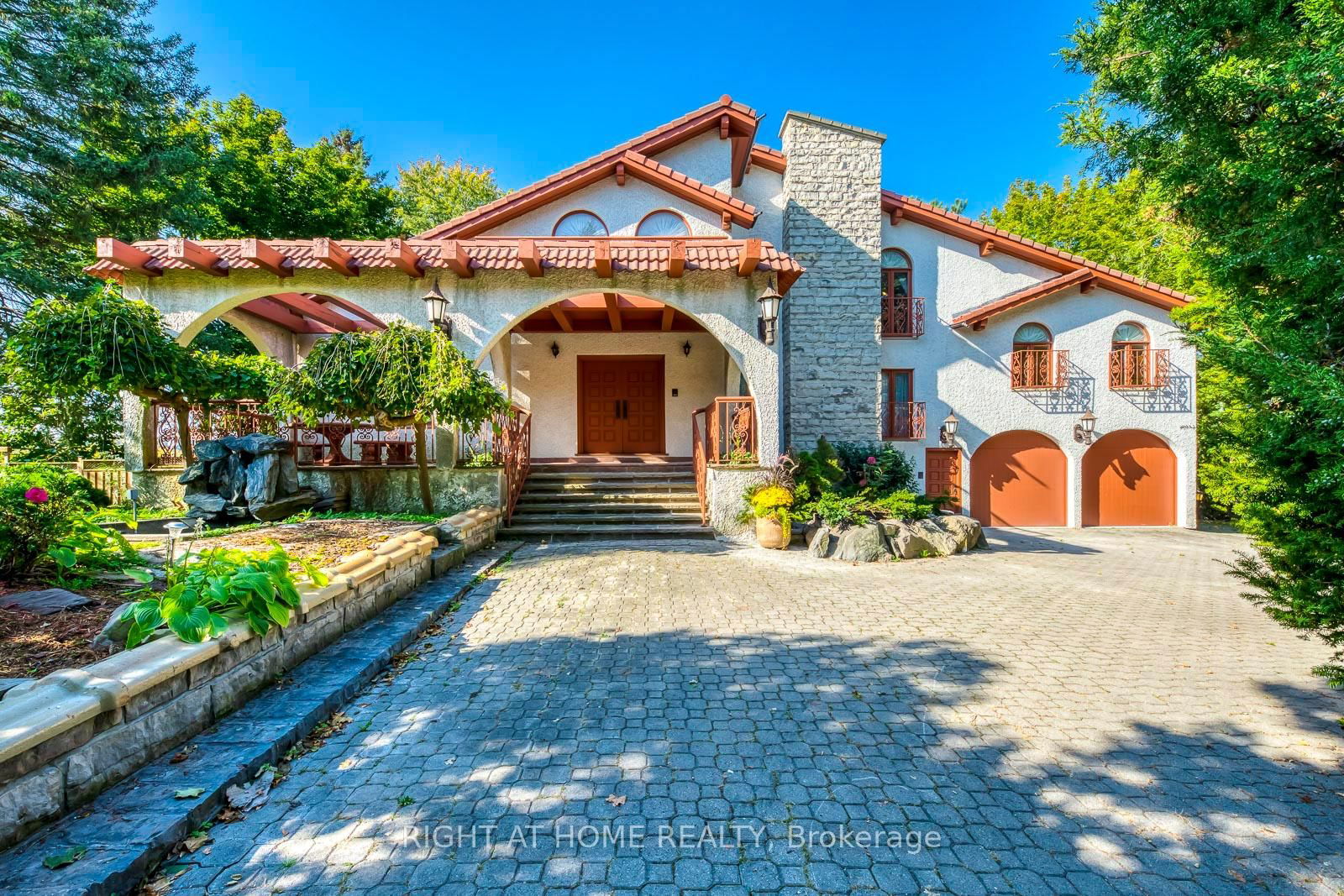 Detached House in Bolton East