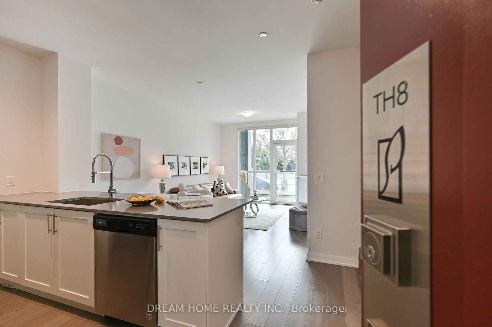 Townhouse, Condo in Creditview