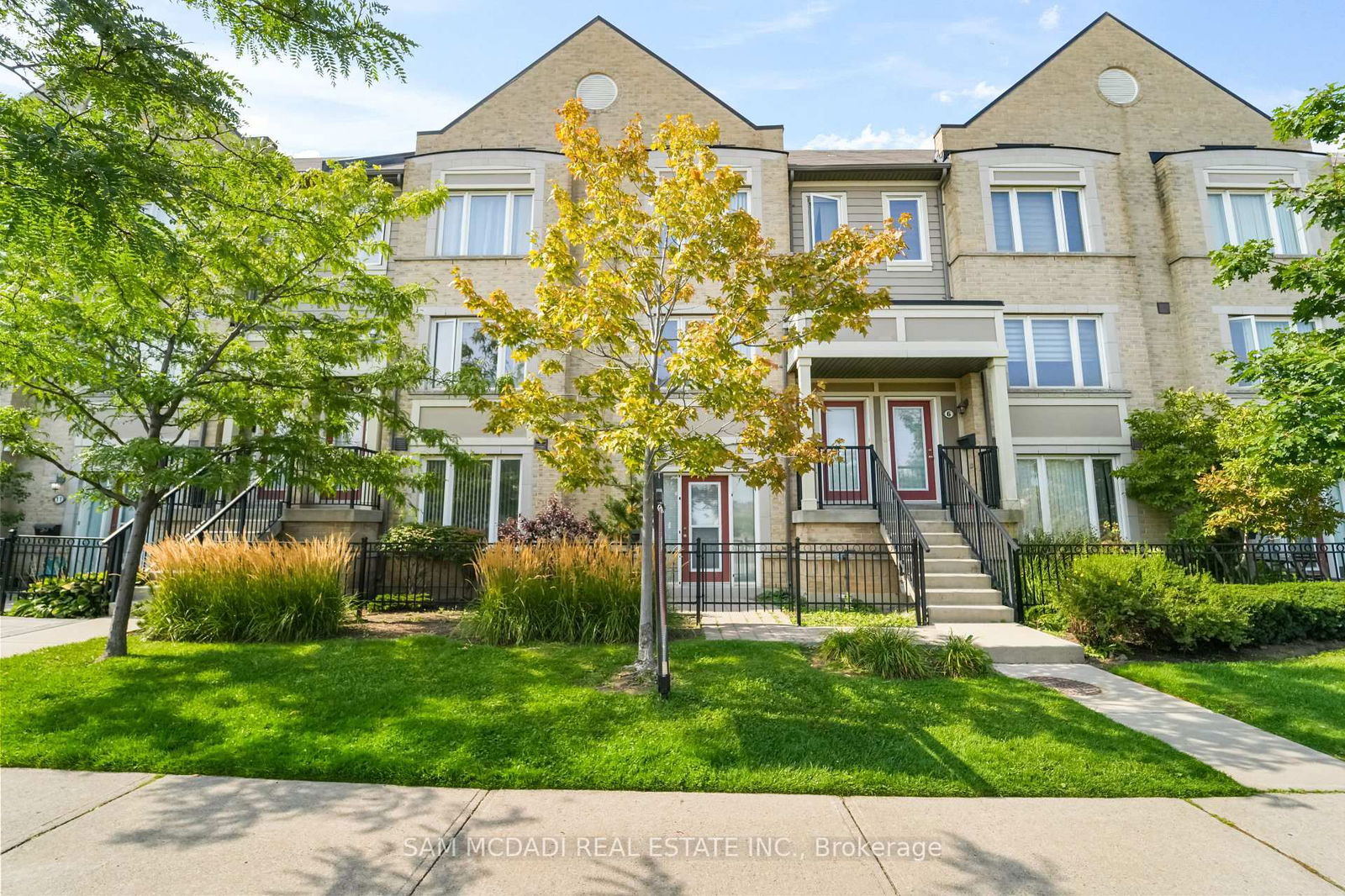 Townhouse, Condo in Central Erin Mills