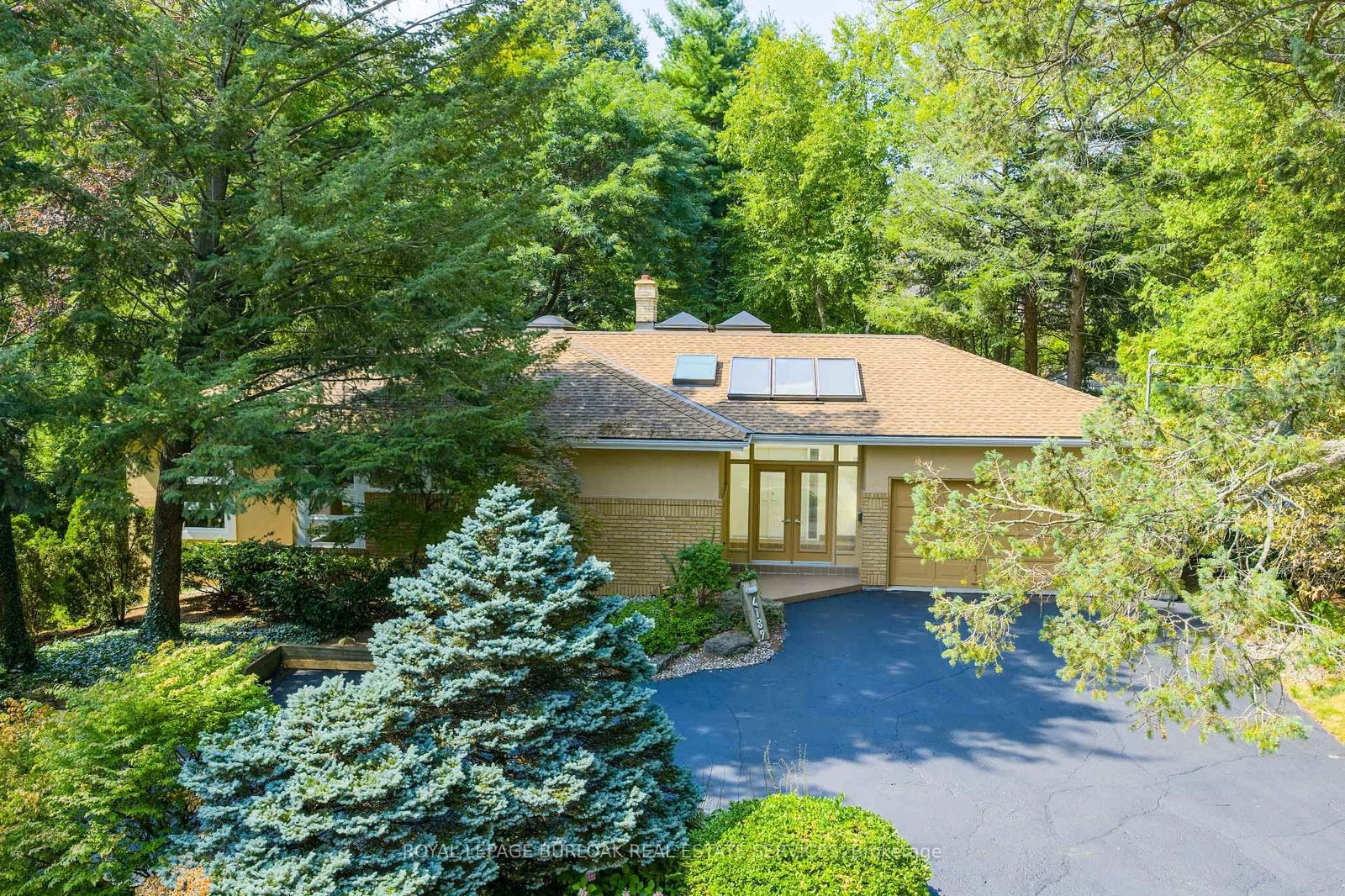 Detached House in Shoreacres