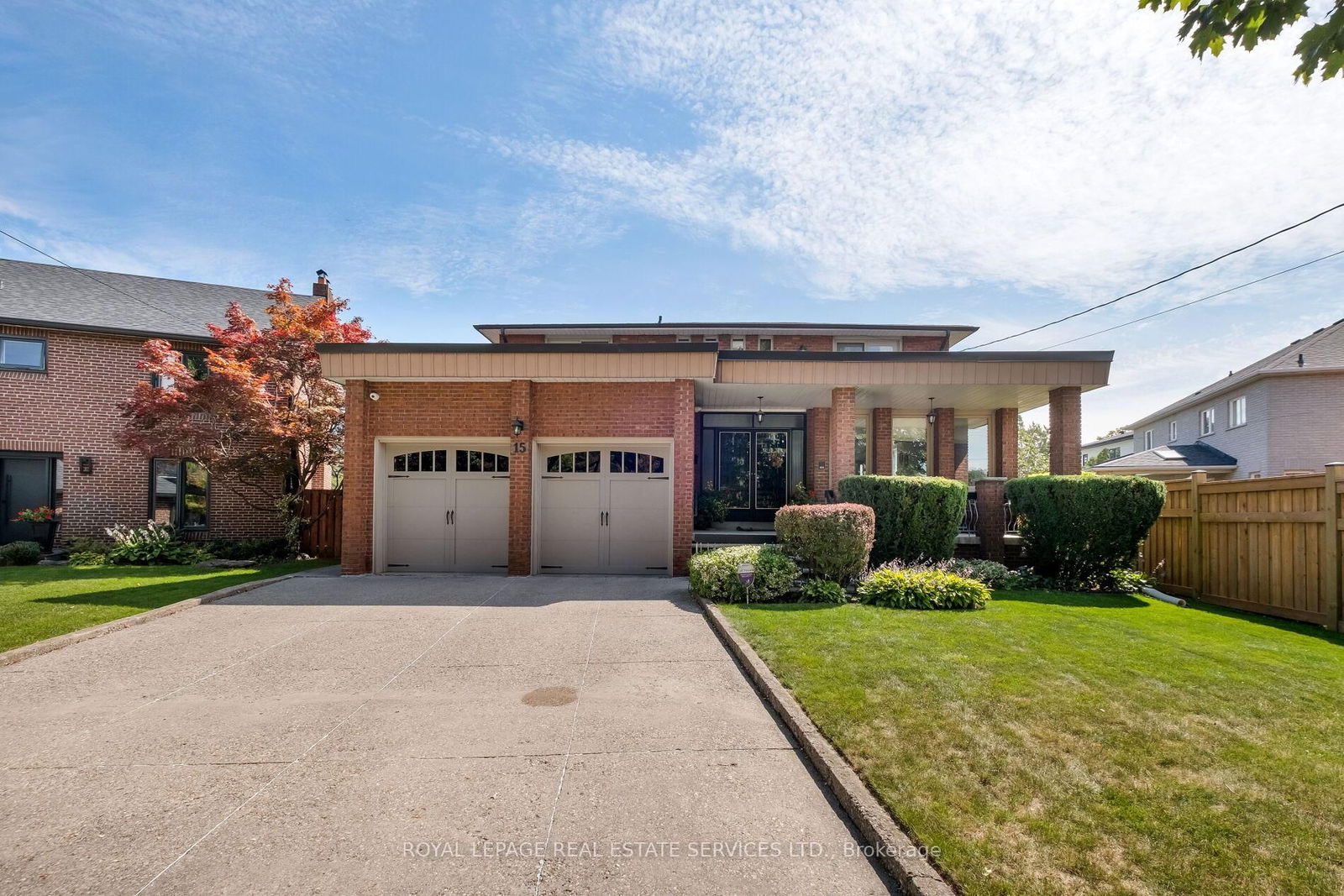 Detached House in Kingsview Village-The Westway