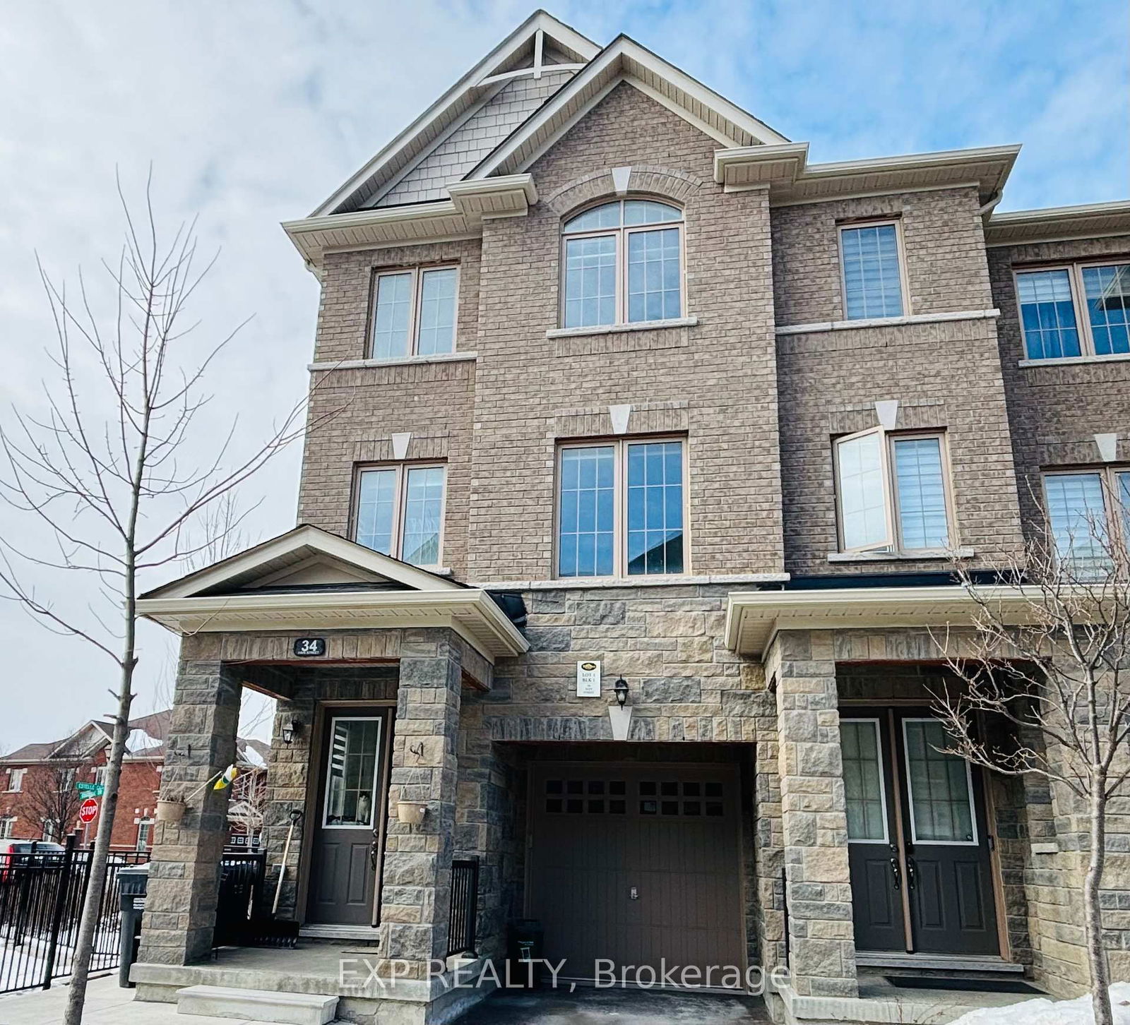 Townhouse in Bram East