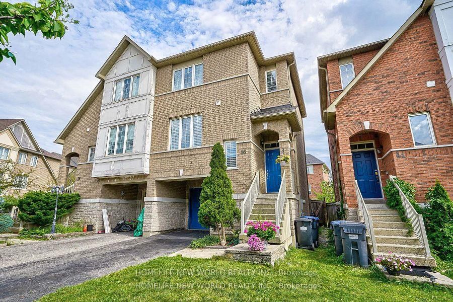 Townhouse, Condo in Meadowvale Village