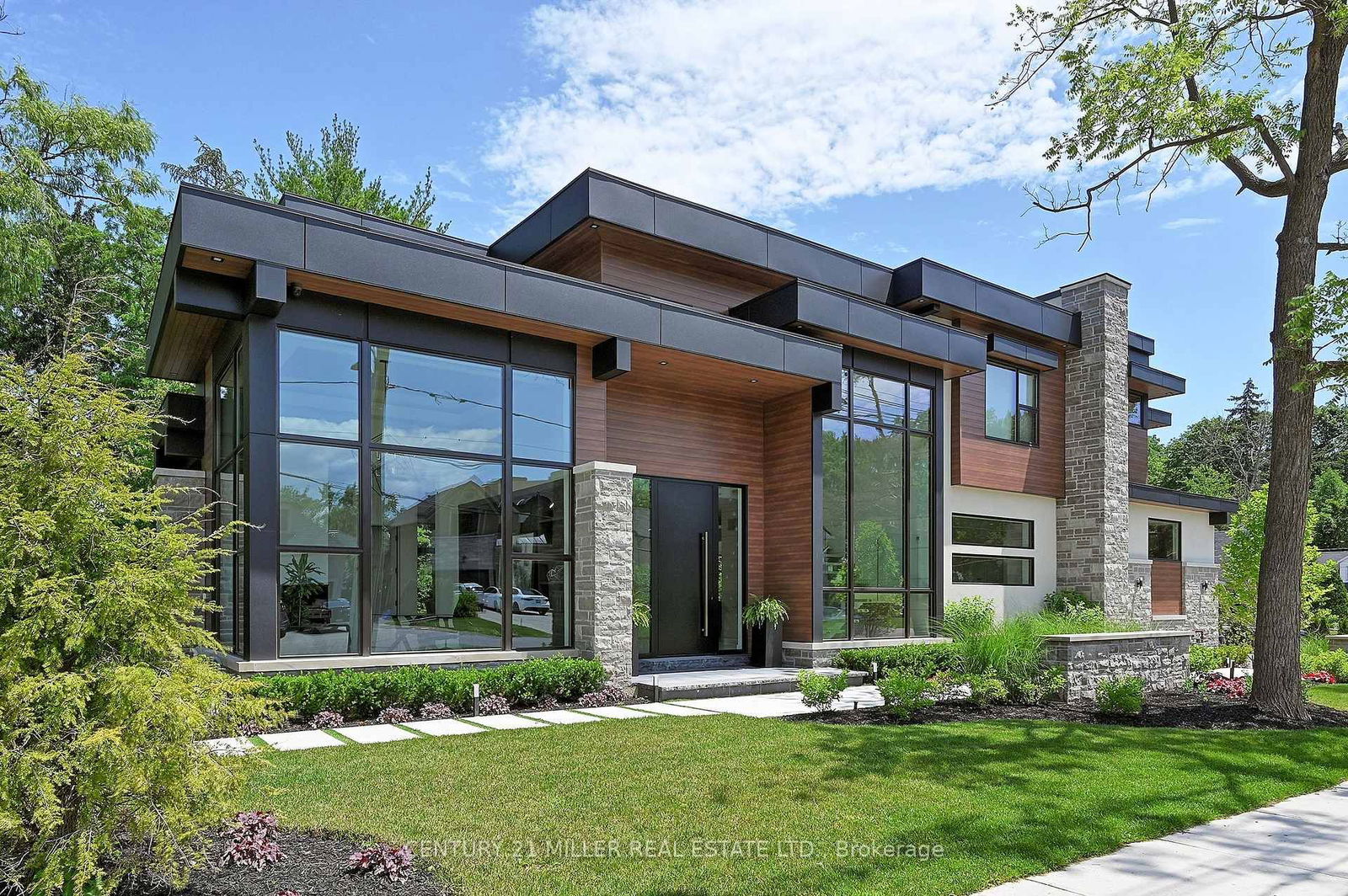 Detached House in Morrison