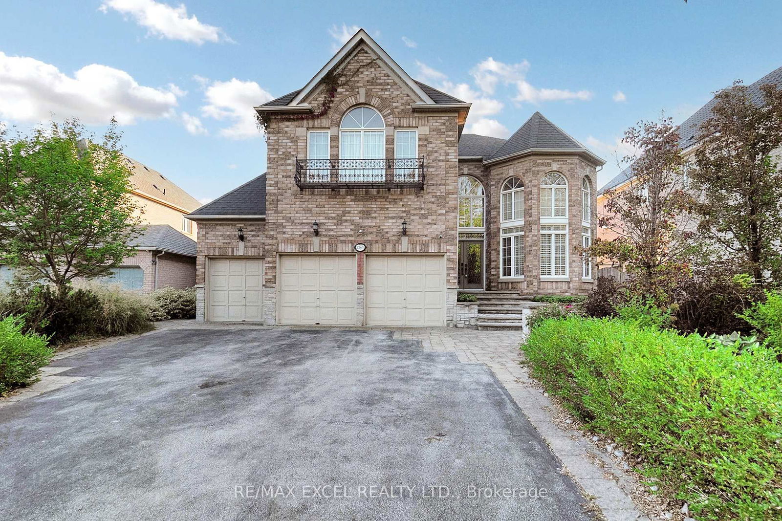 Detached House in Central Erin Mills