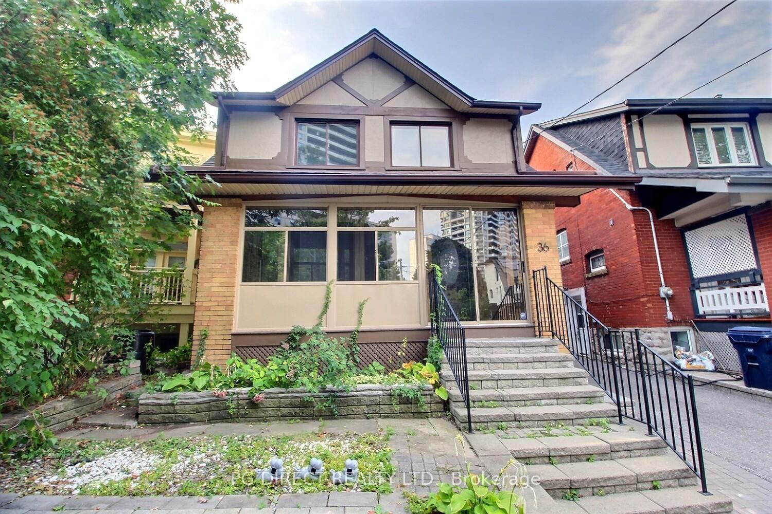 Detached House in High Park North