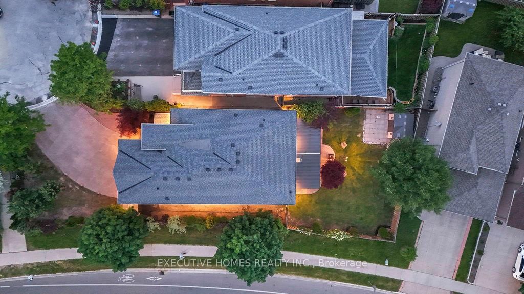 Detached House in Brampton West