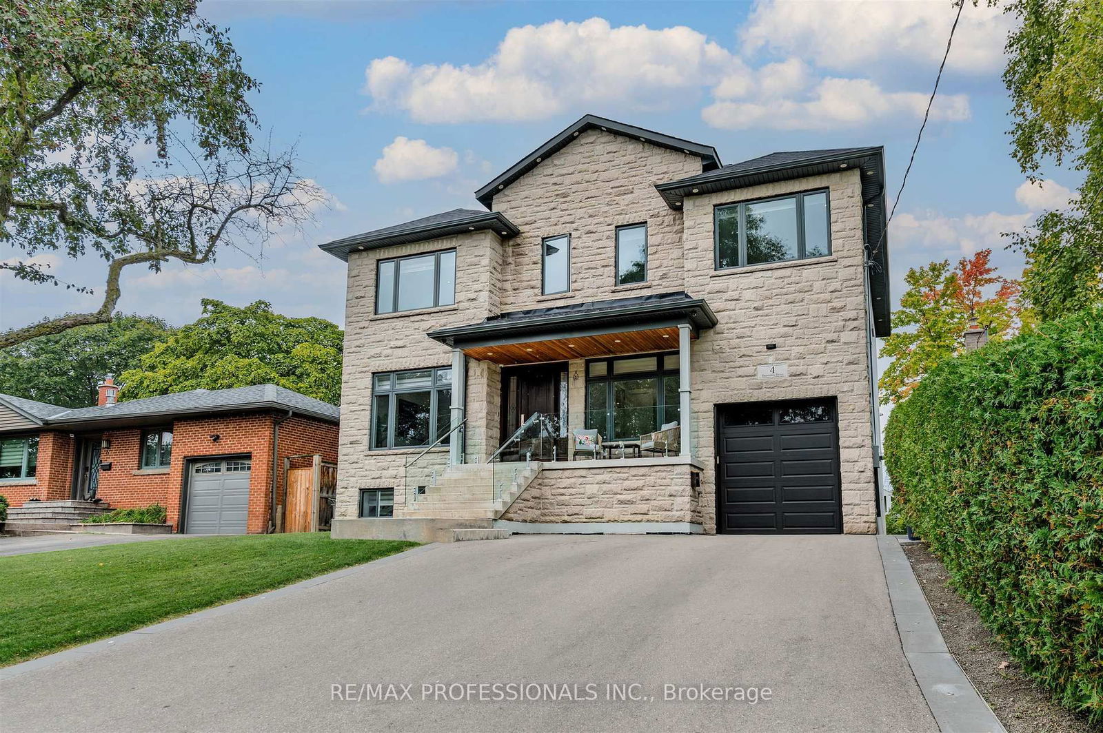 Detached House in Princess-Rosethorn