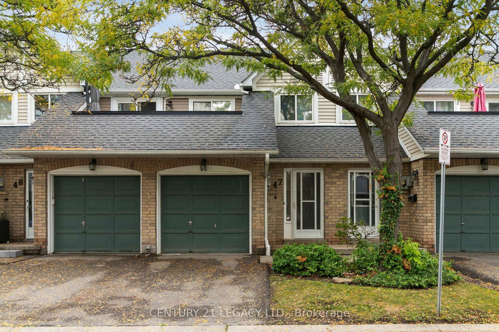 Townhouse, Condo in Headon