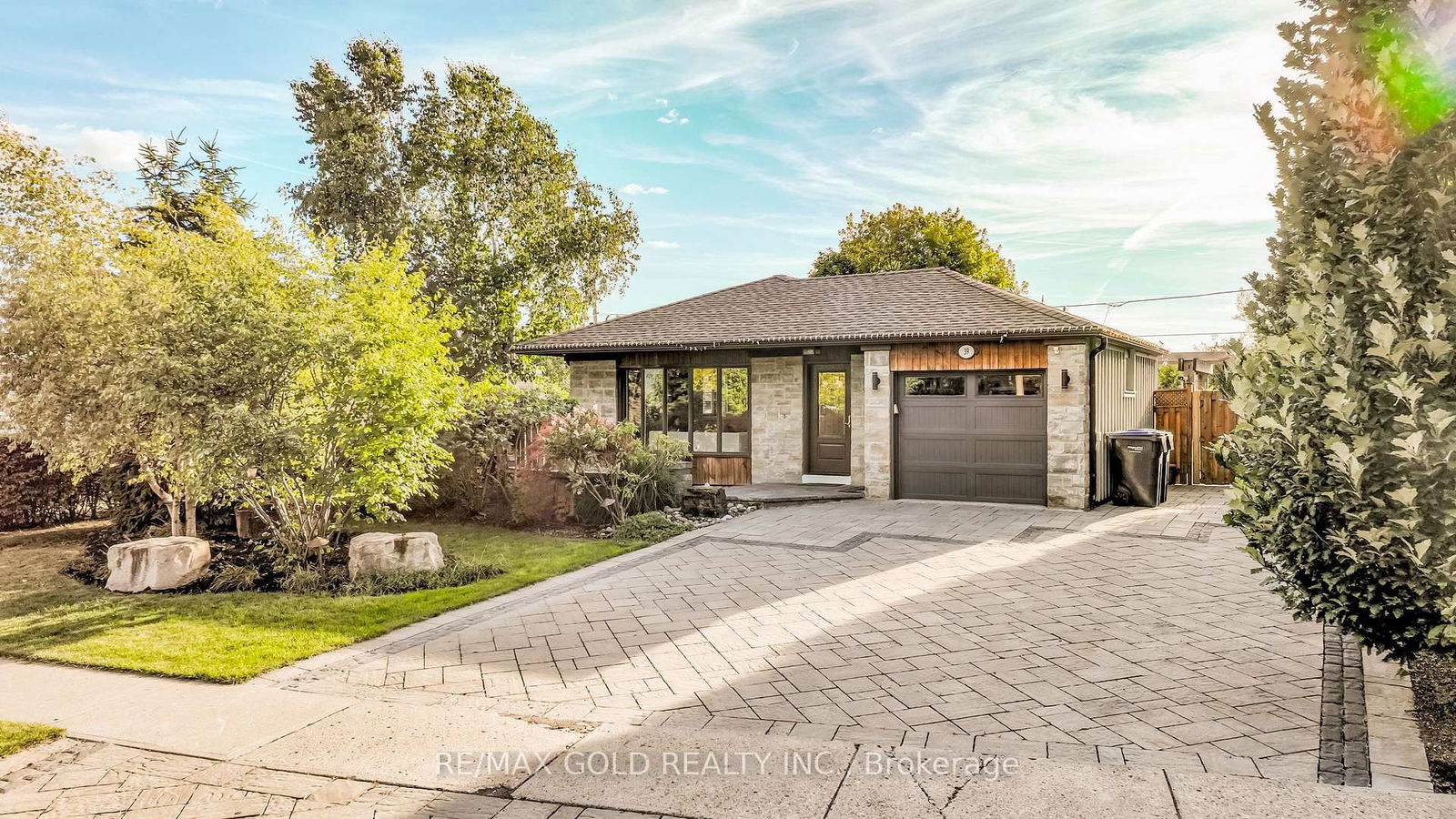 Detached House in Avondale