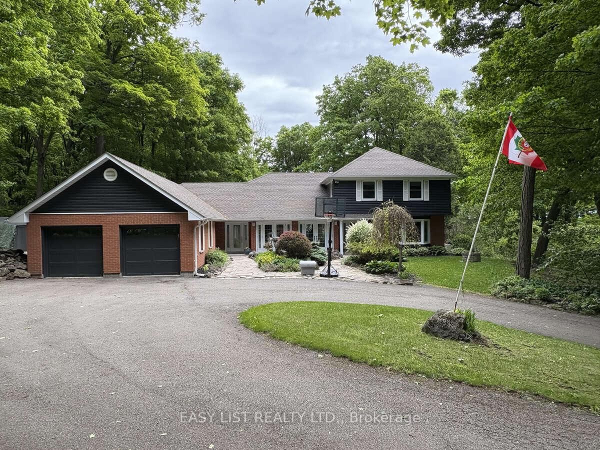 Detached House in Rural Milton West