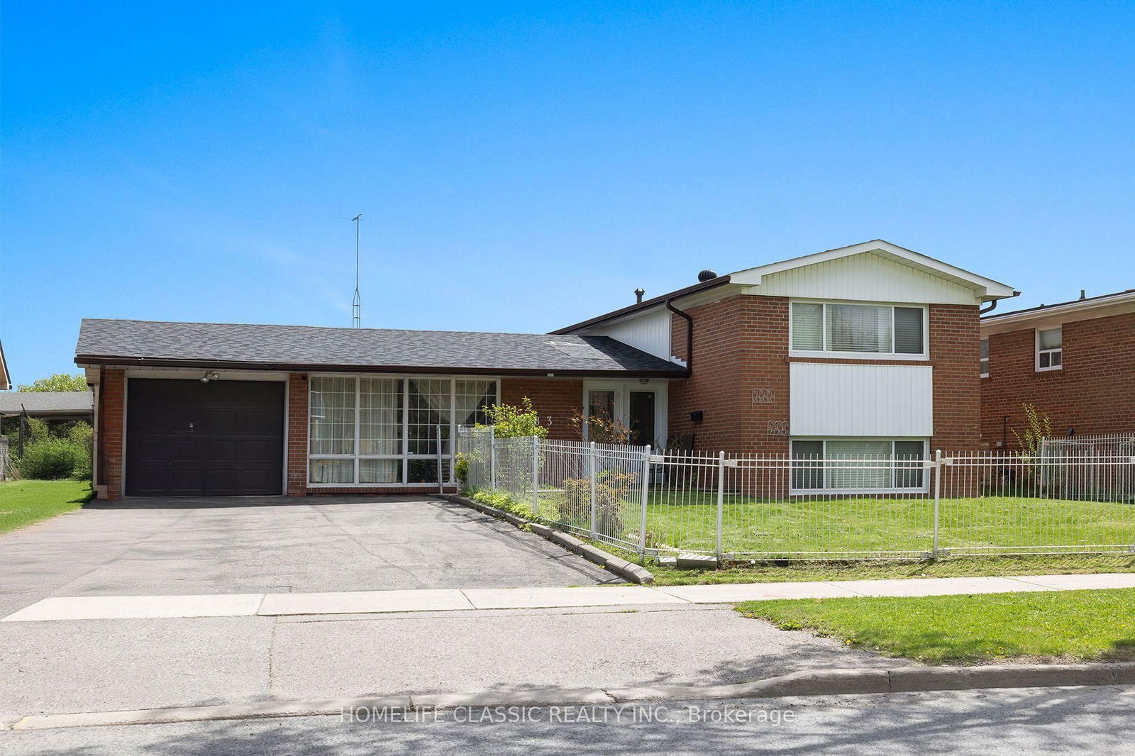 Detached House in Mount Olive-Silverstone-Jamestown