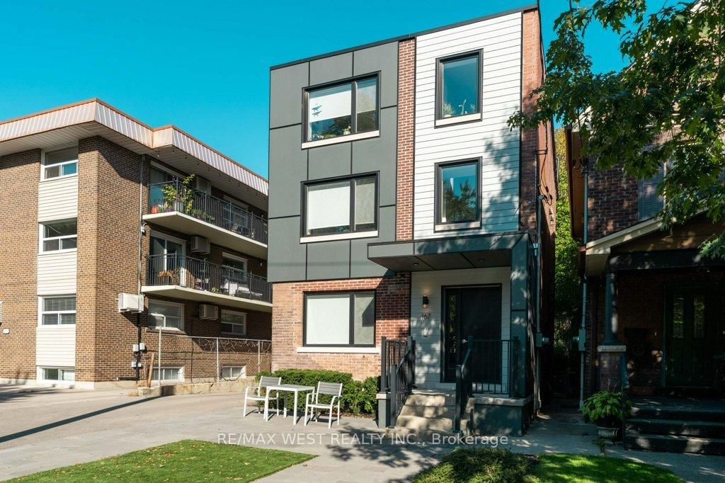 Fourplex in High Park North