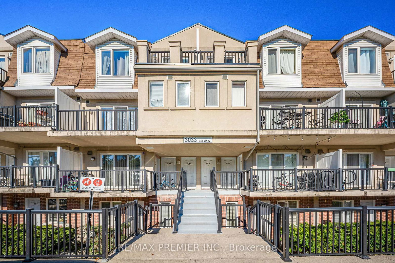 Townhouse, Condo in Humbermede