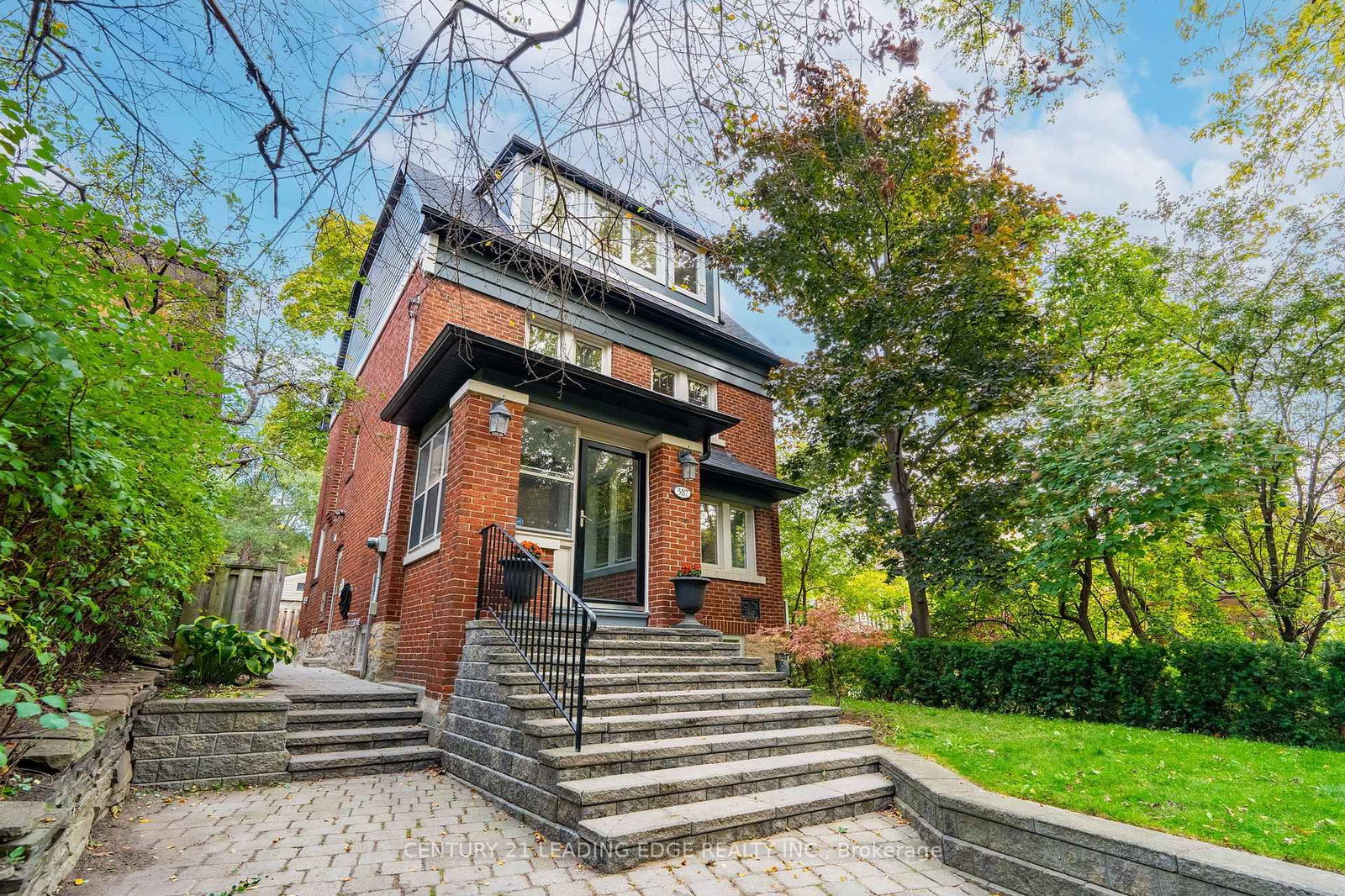 Detached House in High Park North