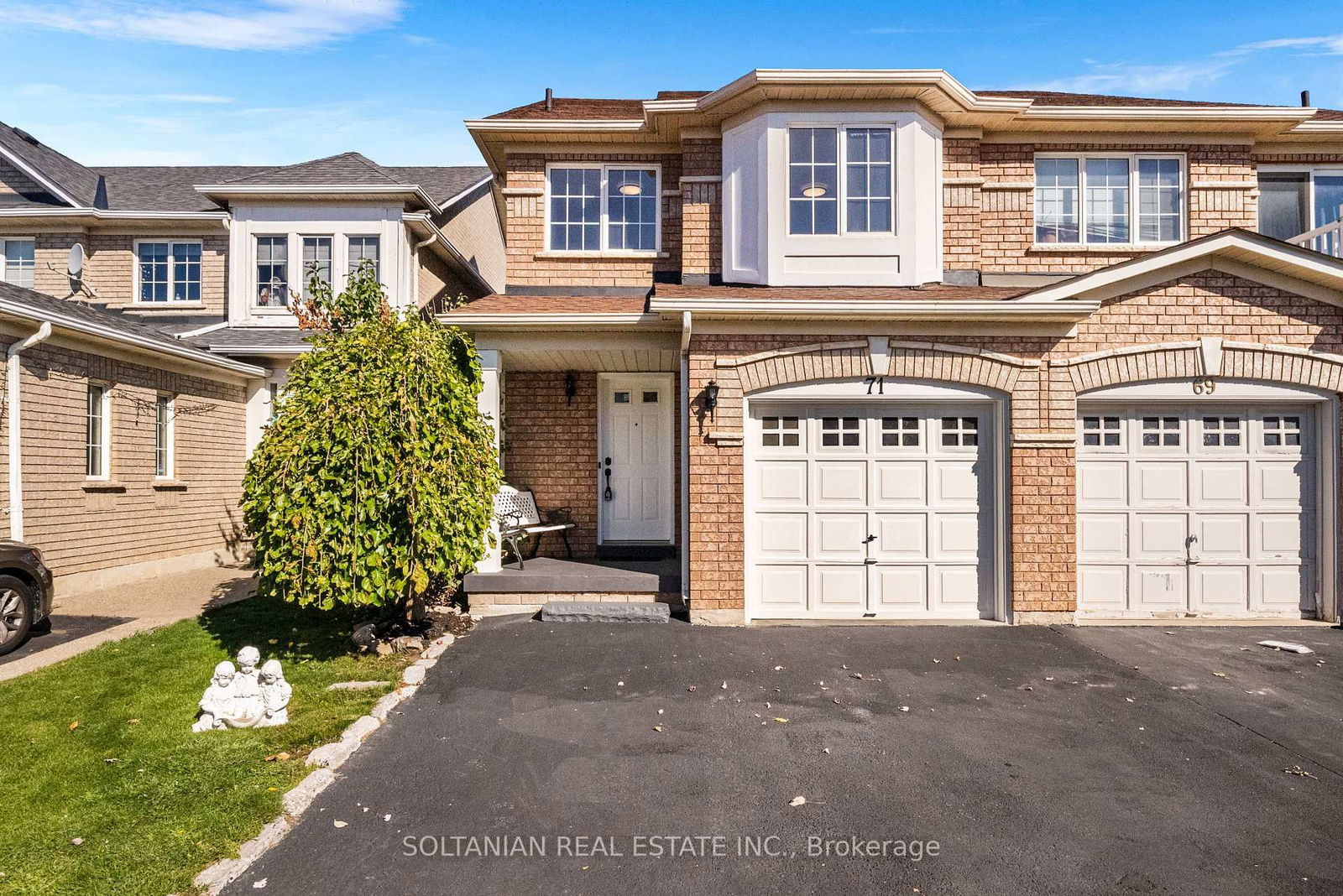 Semi-Detached in Fletcher's Creek Village