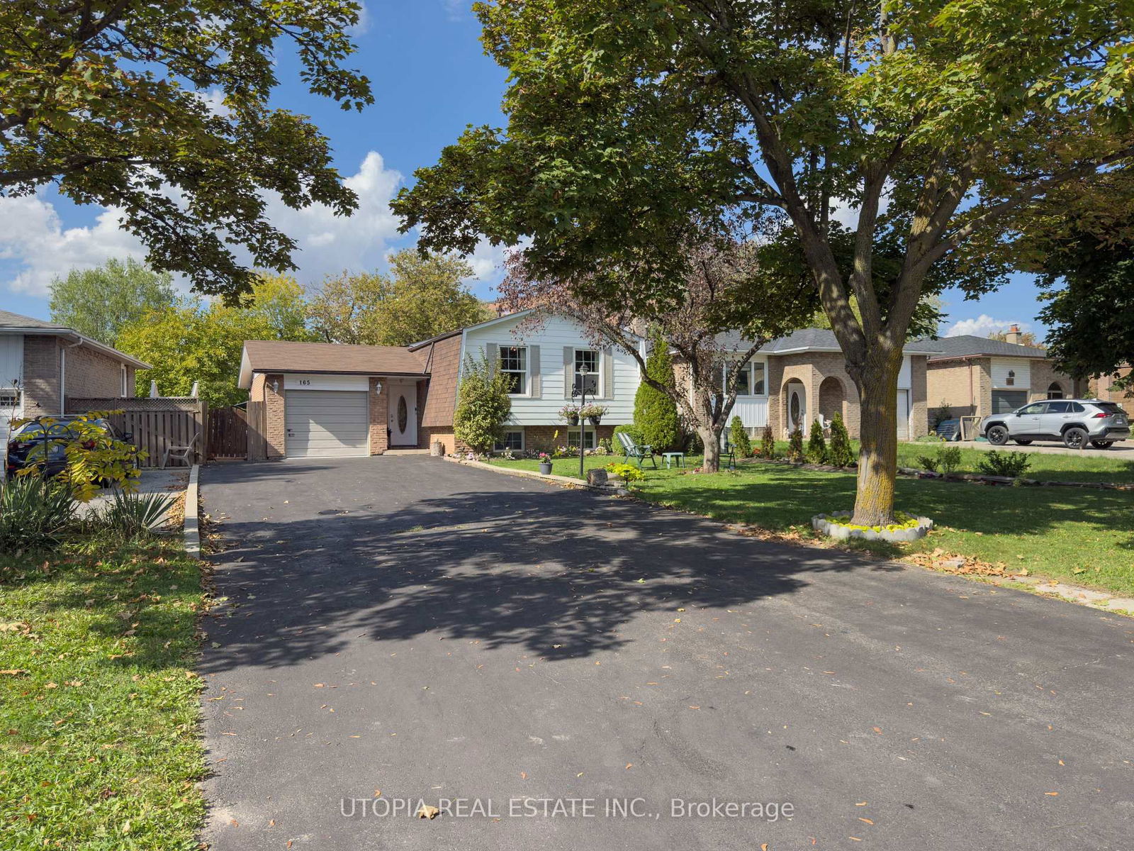 Detached House in Queen Elizabeth