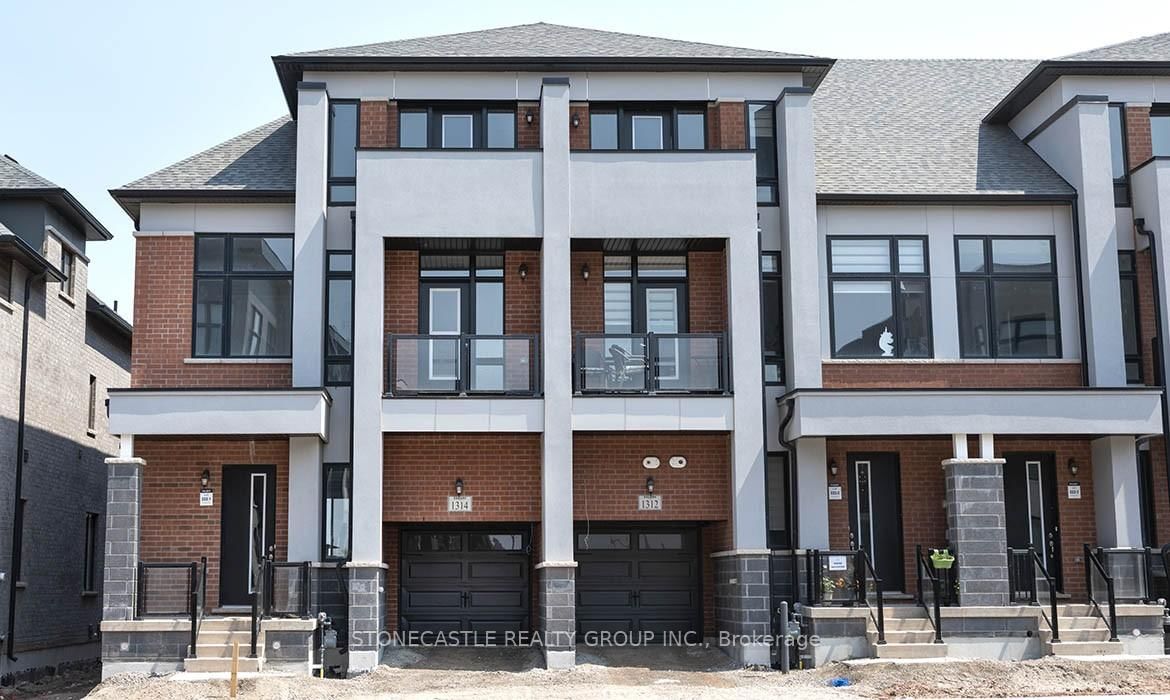 Townhouse in Joshua Meadows