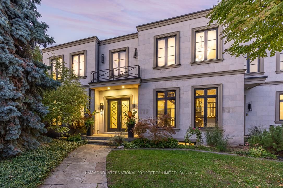 Detached House in Kingsview Village-The Westway