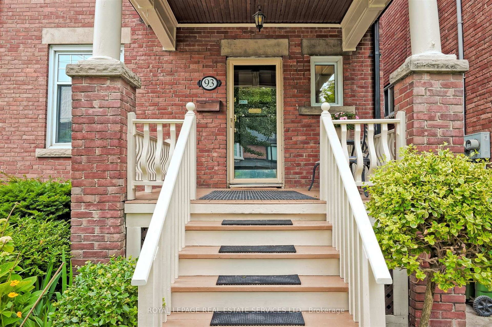 Duplex in High Park North