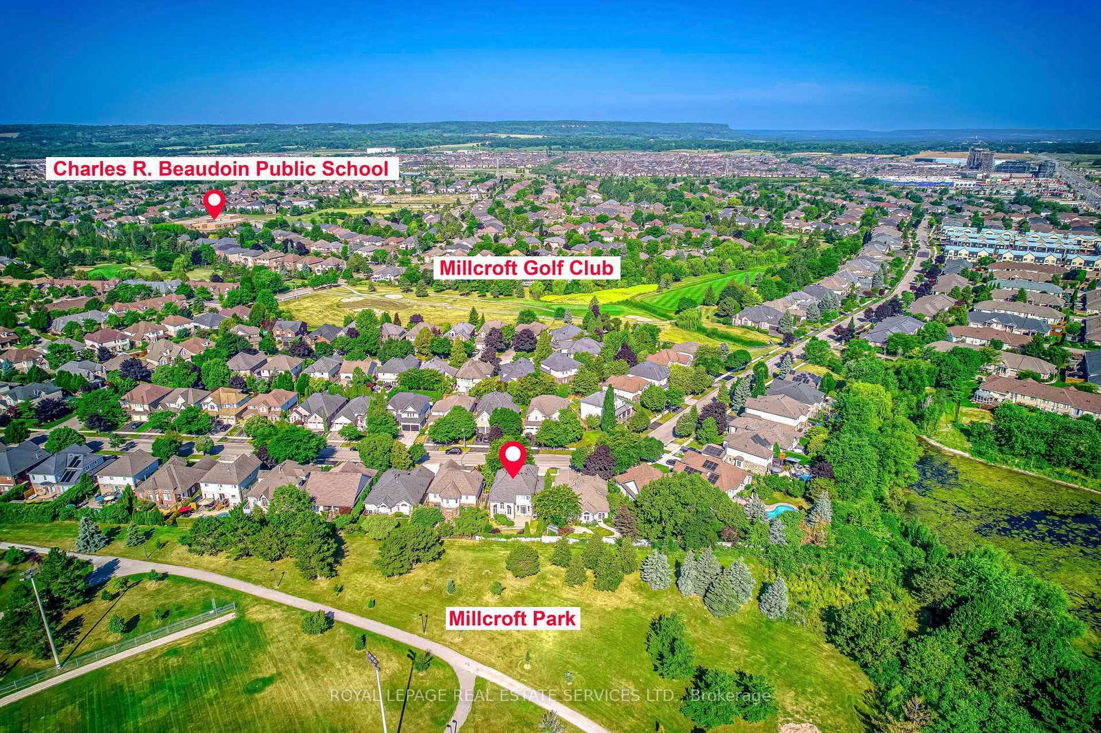 Detached House in Rose