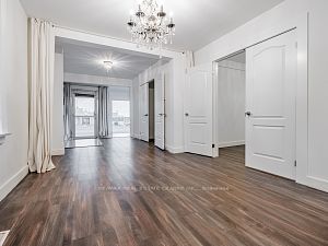 Commercial/Retail in Lakeview