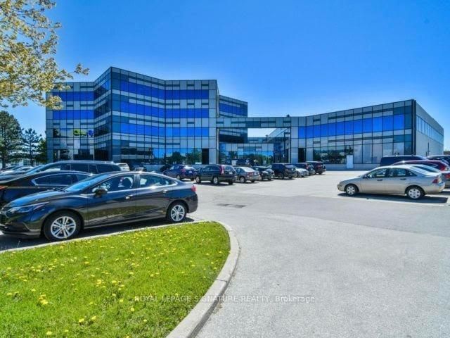 Office in West Humber-Clairville