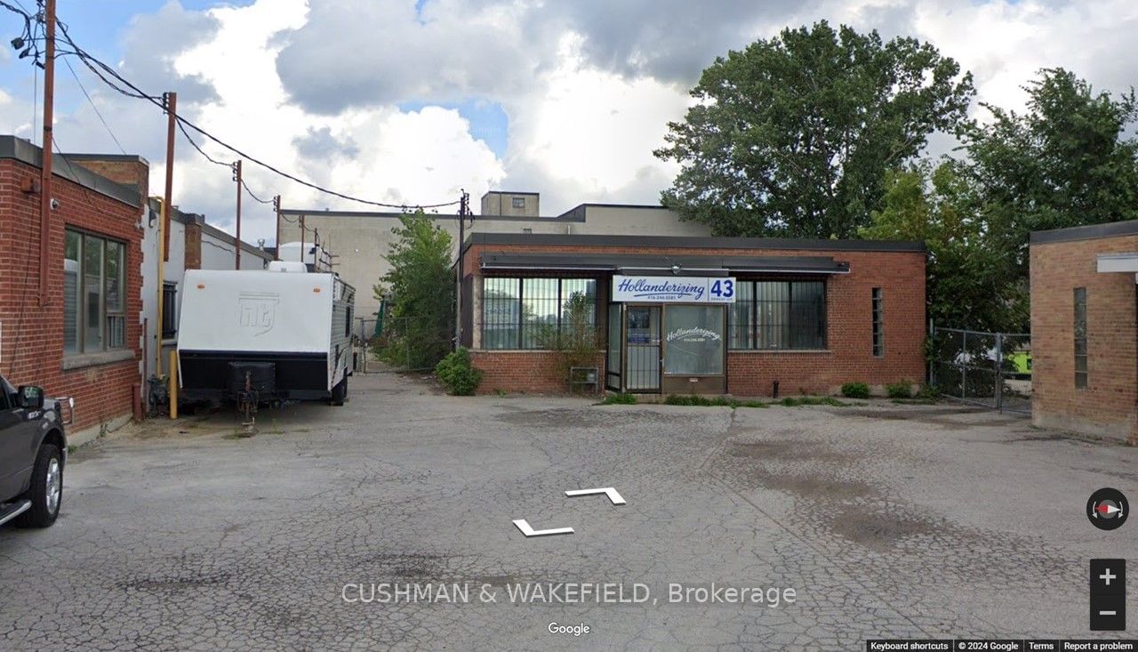 Industrial in Brookhaven-Amesbury