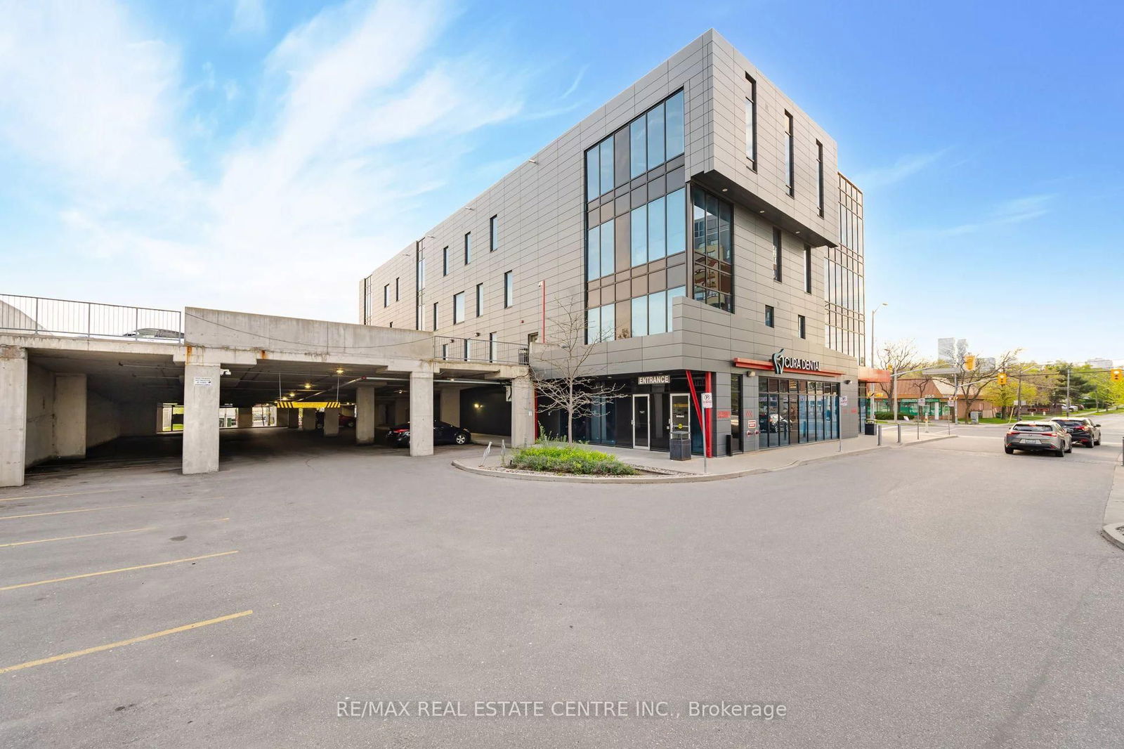 Commercial/Retail in Cooksville