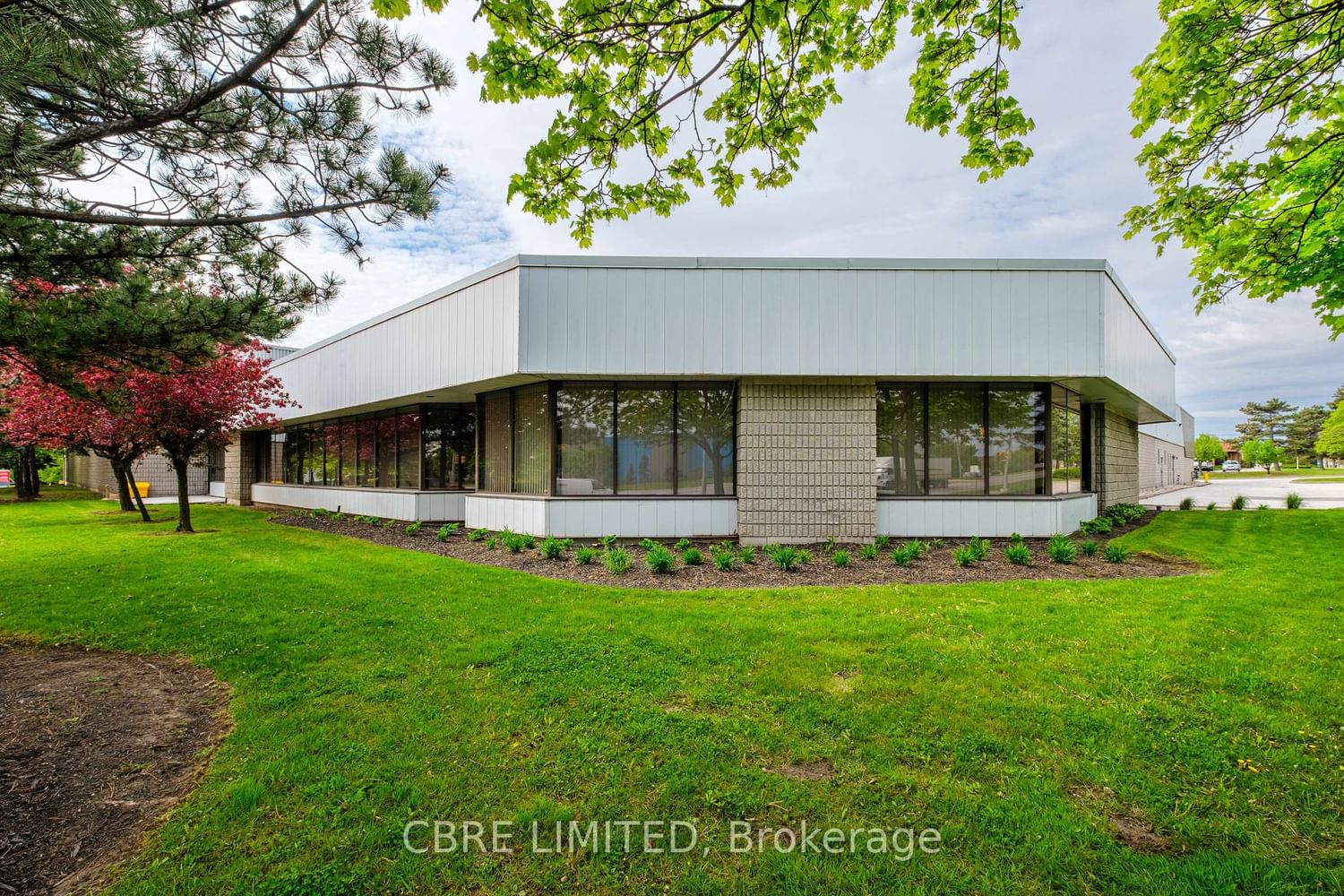 Industrial in Bramalea South Industrial