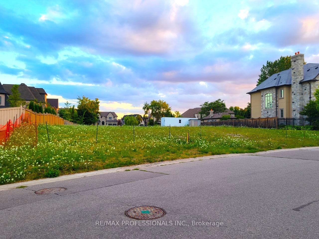 Vacant Land in Meadowvale Village