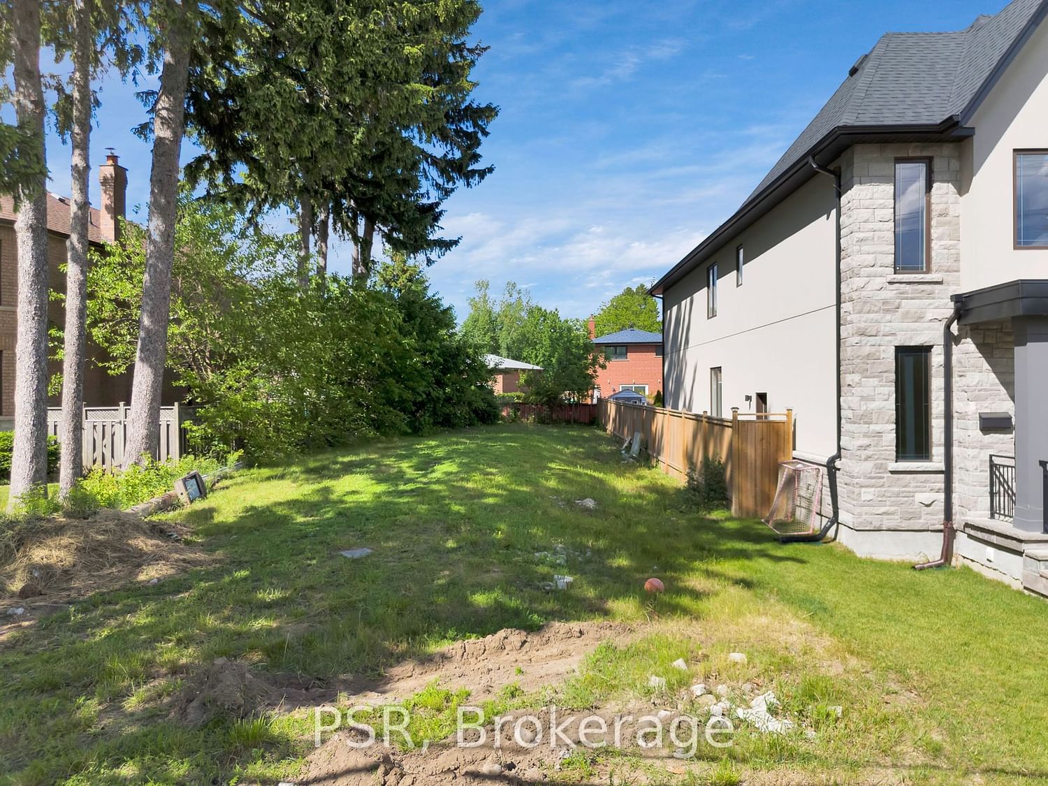 Vacant Land in Lakeview