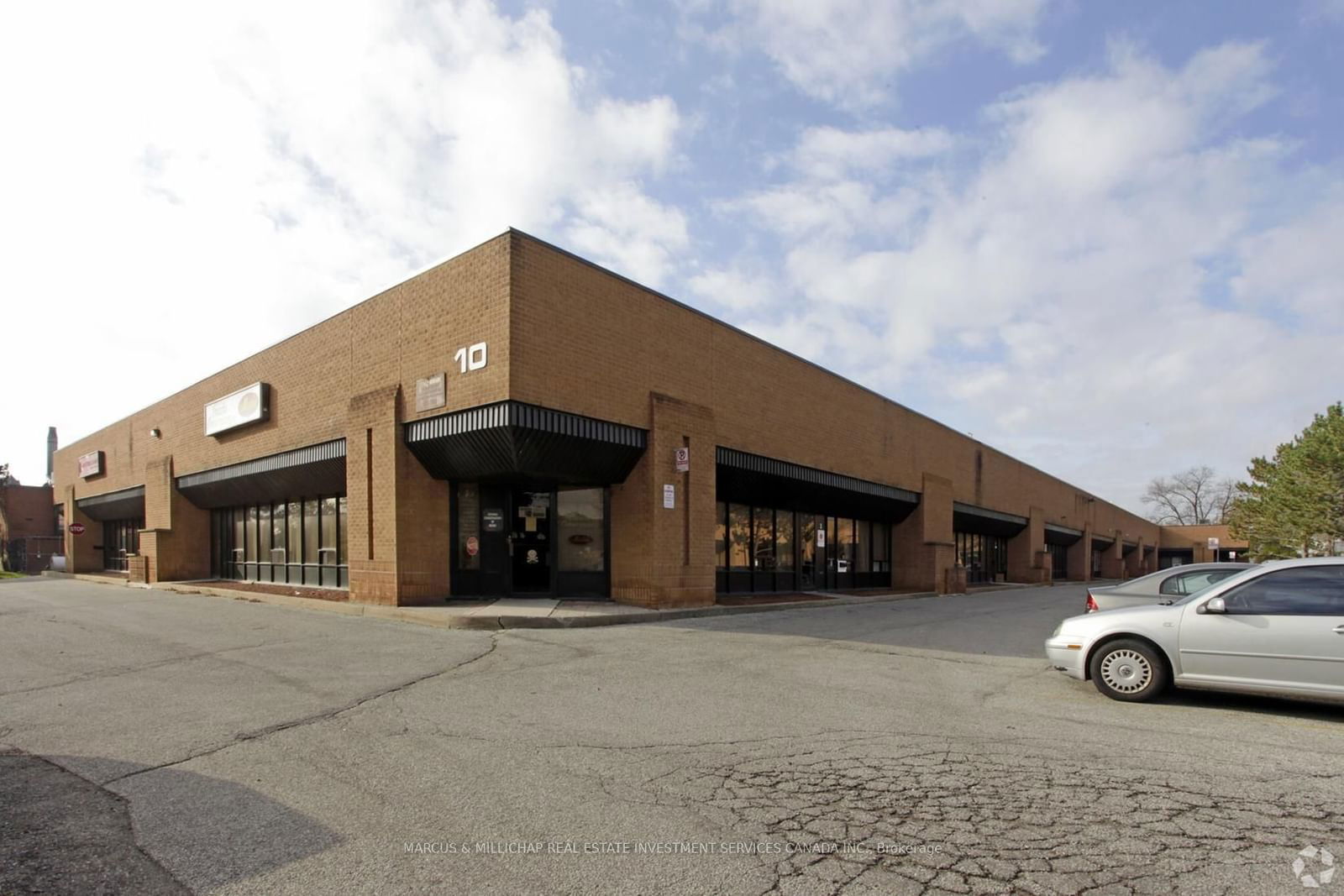 Industrial in Streetsville