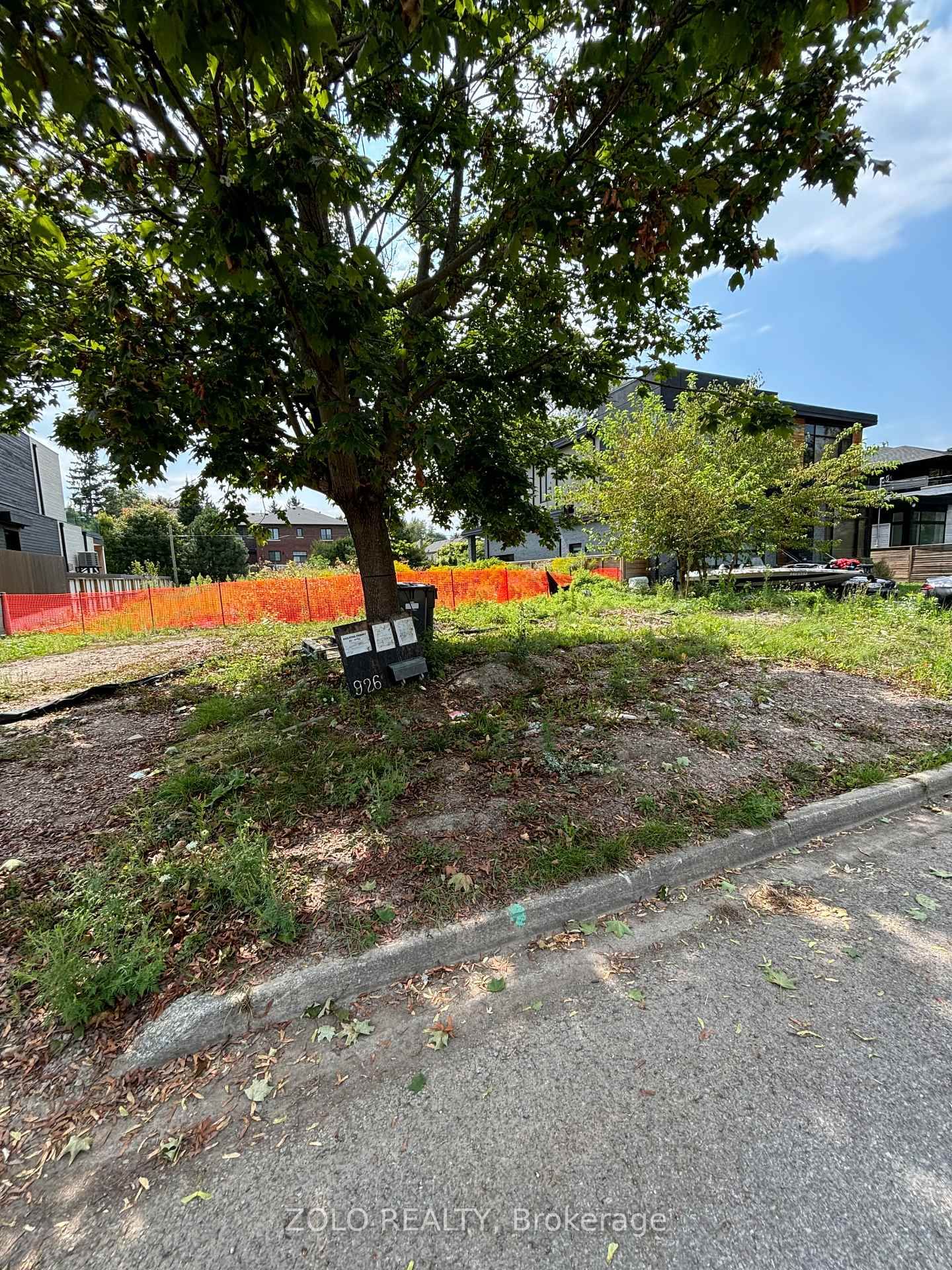 Vacant Land in Lakeview