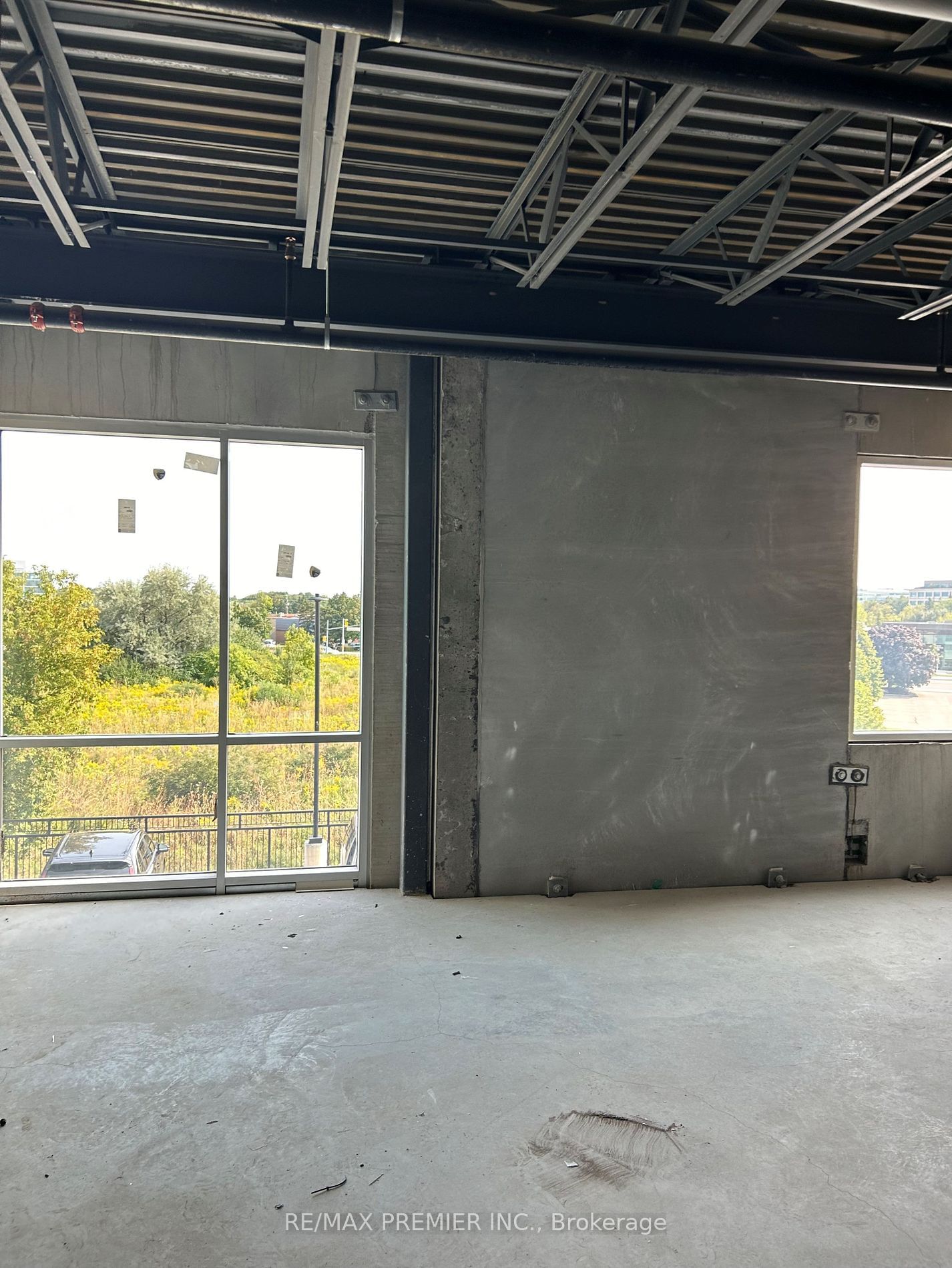 Industrial in Airport Corporate