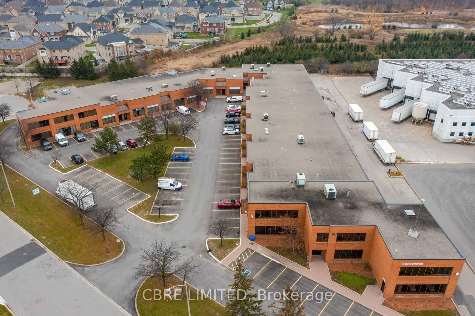 Industrial in Bram East